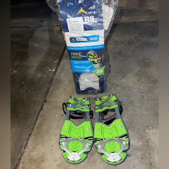 STABILicers Hike Macro for Walking or Hiking on Snow and Ice Size Medium - Picture 2 of 8